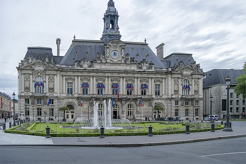 Tour Loire 05 - 201520150508_05085106 als Smartobjekt-1 Kopie.jpg - Die alte Stadt Tours